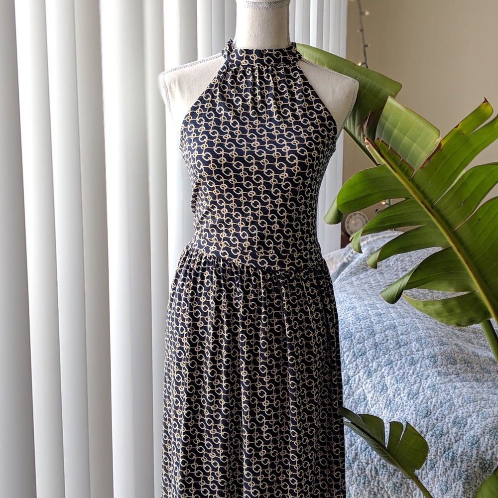 Midi length gorgeous shoulder dress